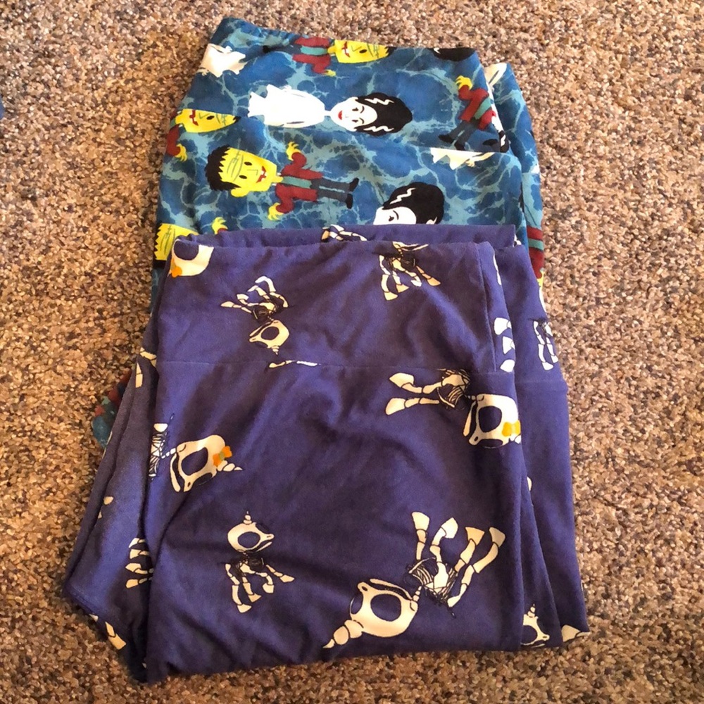 ECU VINTAGE HALLOWEEN TC LULAROE LEGGINGS